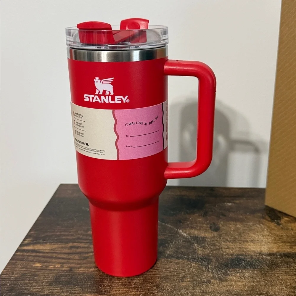 STANLEY Quencher H2.0 LIMITED RED Tumbler 40 oz Flowstate NEW - Picture 4 of 9